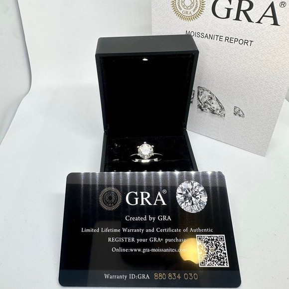 Moissanite Diamond Engagement Ring 1 Ct GRA Round Cut Wedding Jewelry 18K Size 9 - Picture 3 of 12